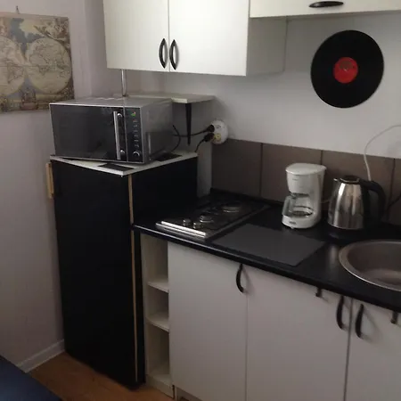 Apartment Black And White *